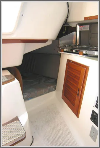 Slide: The Image of Hake Yachts Seaward 25 with Trailer 1997 - 9