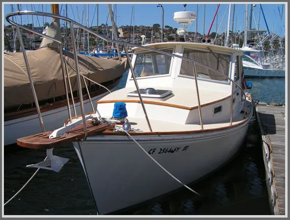 Slide: The Image of Dyer 29 Downeast 1982 - 8