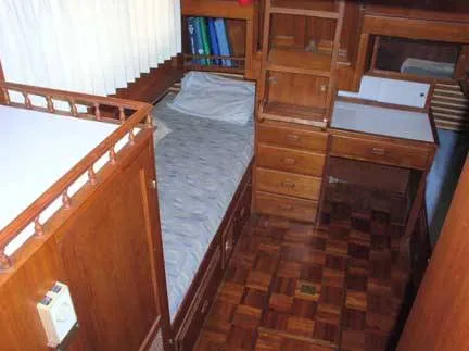 Slide: The Image of Chien Hwa CHB 35 Double Cabin 1983 - 7