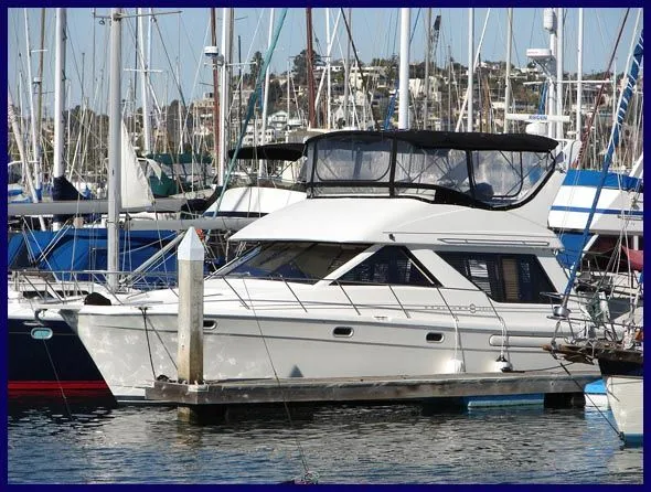 Slide: The Image of Bayliner 3988 Flybridge MY 1996 - 0