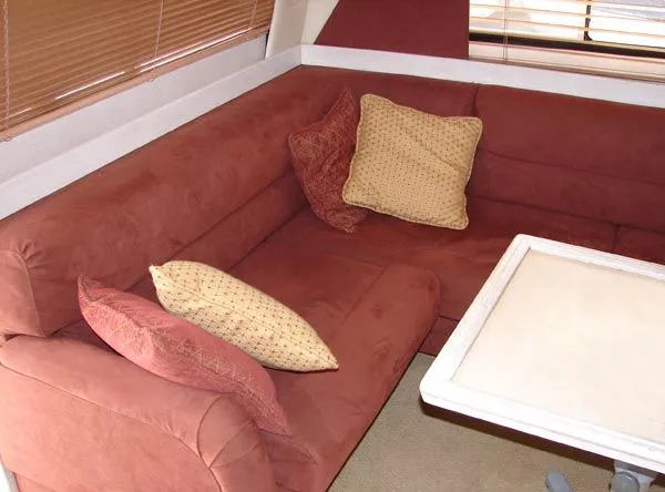 Slide: The Image of Bayliner 3988 Flybridge MY 1996 - 4