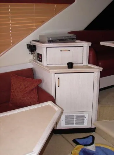 Slide: The Image of Bayliner 3988 Flybridge MY 1996 - 5