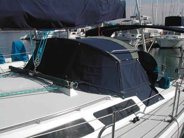 Slide: The Image of Catalina Mk II 2-Cabin Pullman 1996 - 4