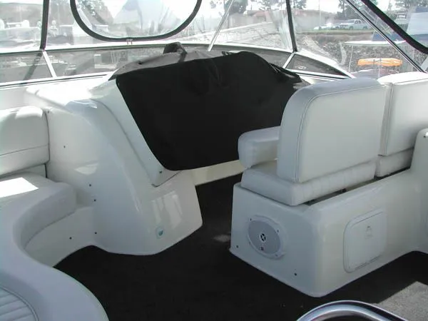 Slide: The Image of Meridian 411 Sedan 2004 - 6