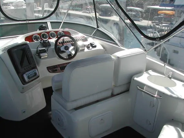 Slide: The Image of Meridian 411 Sedan 2004 - 7