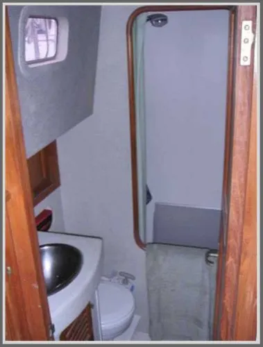 Slide: The Image of Hudson Sea Wolf 44 CC Ketch 1984 - 10
