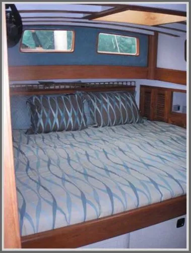 Slide: The Image of Hudson Sea Wolf 44 CC Ketch 1984 - 9