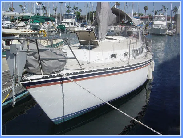 Slide: The Image of Newport 33 1985 - 0