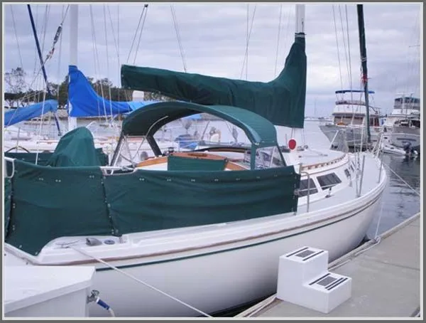 Slide: The Image of Catalina 34 1987 - 0