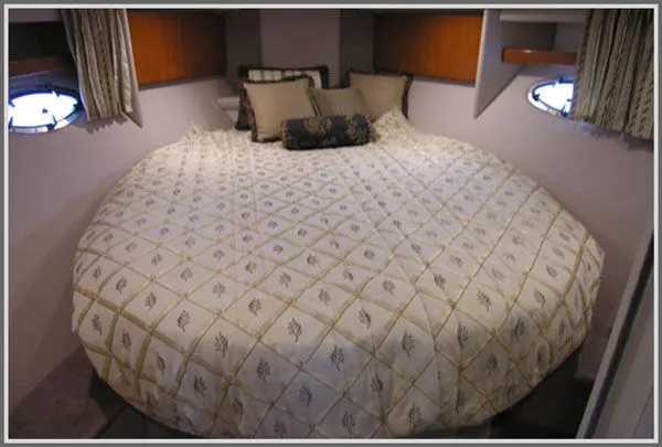 Slide: The Image of Formula 41 PC Luxury Sport Yacht 2001 - 9