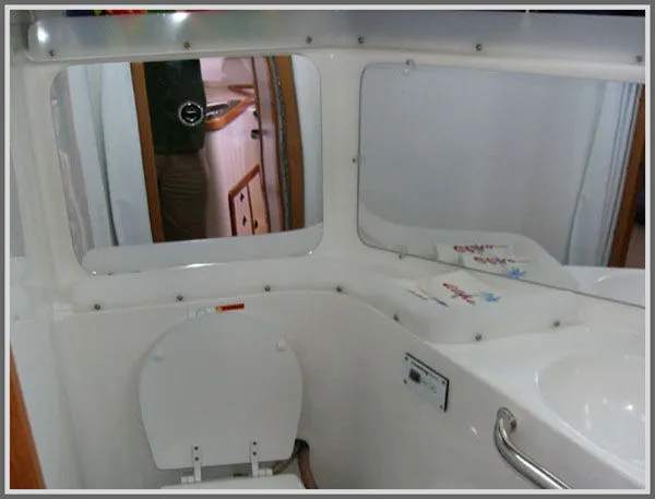 Slide: The Image of Catalina 32 320 2002 - 11