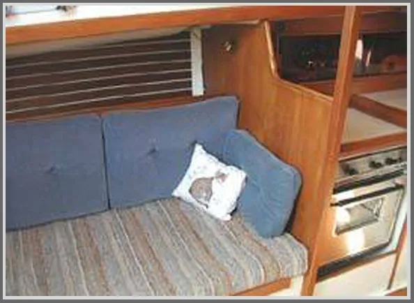 Slide: The Image of Nonsuch 30 Ultra 1984 - 10