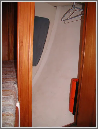 Slide: The Image of Nonsuch 30 Ultra 1984 - 8