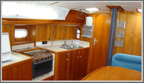 Slide: The Image of Jeanneau Sun Odyssey 37.1 Shoal Draft 1995 - 3