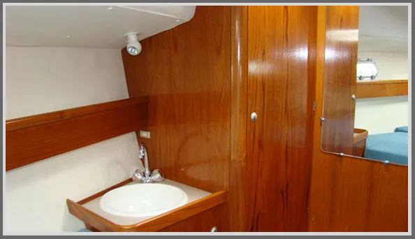 Slide: The Image of Jeanneau Sun Odyssey 37.1 Shoal Draft 1995 - 7