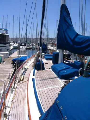 Slide: The Image of Hans Christian Traditional - Telstar Keel 1980 - 6