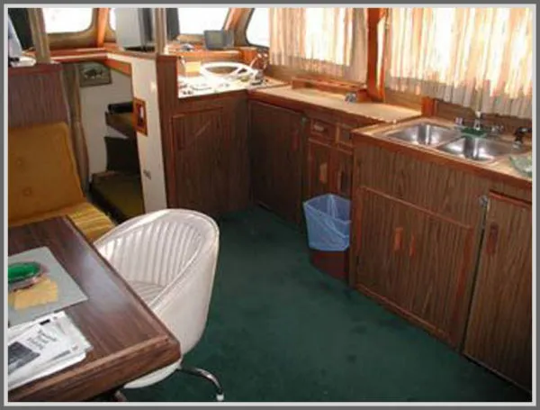 Slide: The Image of Pacifica 44 Sportfisher 1971 - 2