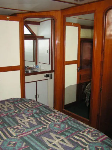 Slide: The Image of Tiger Marine 41 Sundeck Motoryacht 1989 - 11