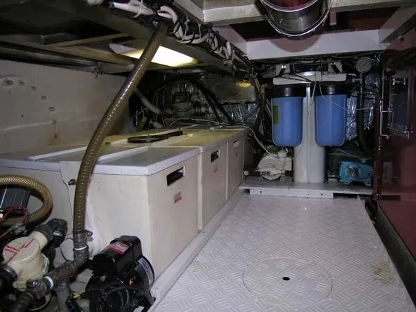 Slide: The Image of Cheoy Lee Motorsailer 1992 - 11