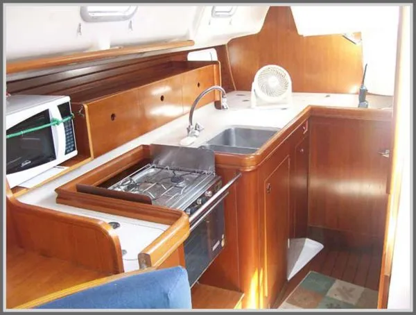 Slide: The Image of Beneteau Oceanis 400 1996 - 3