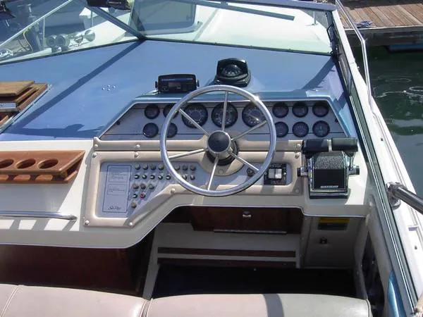 Slide: The Image of Sea Ray Sundancer SRV 270 1985 - 3