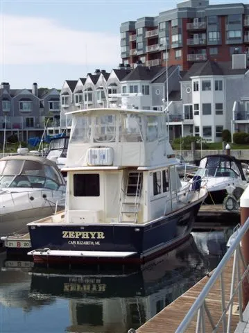 Slide: The Image of Sabreline Flybridge Sedan Cruiser 2003 - 2