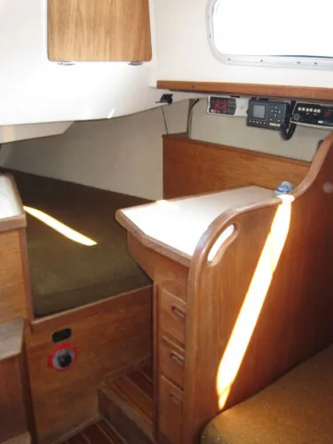 Slide: The Image of Sabre 30 Indoor Heated Storage 1981 - 11
