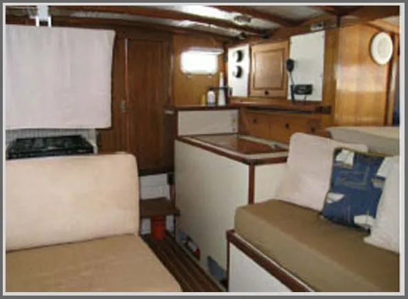 Slide: The Image of Cross 38 Aft-Cabin Cruising Trimaran 1976 - 3