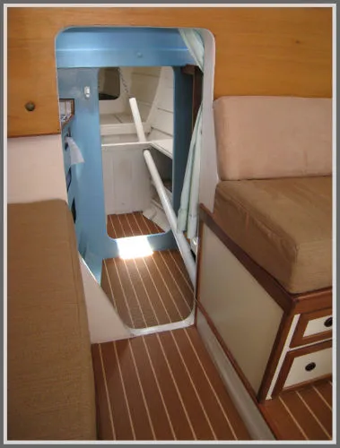 Slide: The Image of Cross 38 Aft-Cabin Cruising Trimaran 1976 - 4