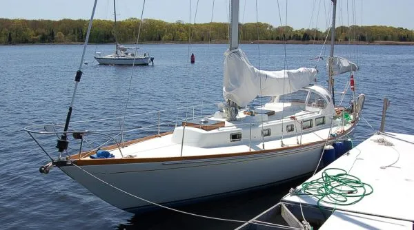 Slide: The Image of Allied XL42 Yawl 1971 - 0