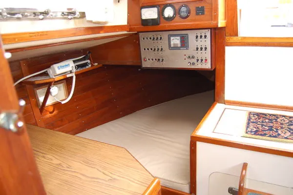 Slide: The Image of Allied XL42 Yawl 1971 - 10