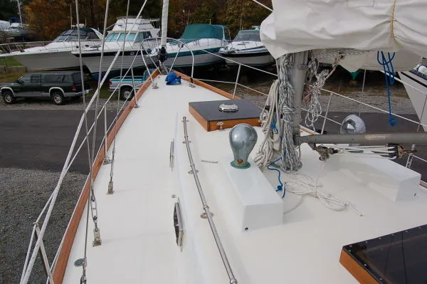 Slide: The Image of Allied XL42 Yawl 1971 - 4