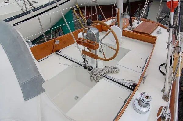 Slide: The Image of Allied XL42 Yawl 1971 - 5