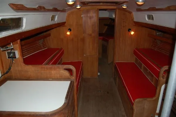 Slide: The Image of C&C Mark II Sloop 1971 - 10