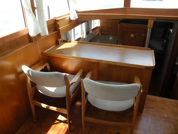 Slide: The Image of Grand Banks Heritage Motor Yacht 1989 - 9