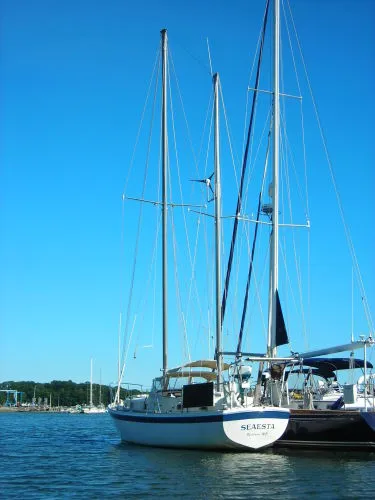 Slide: The Image of Gulfstar Center Cockpit Ketch 1974 - 7