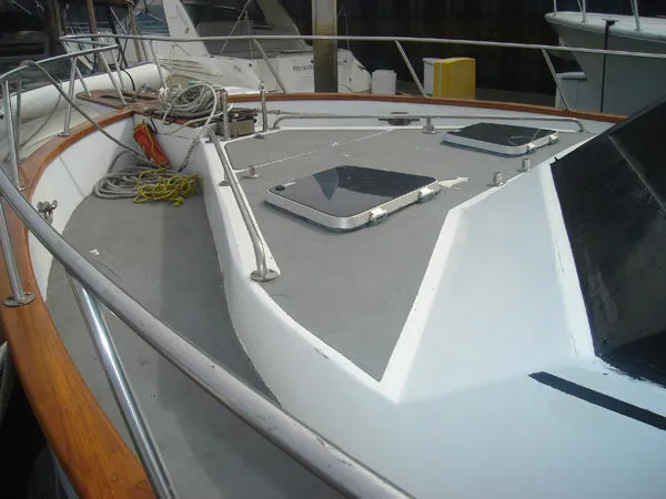 Slide: The Image of Radovcich Yachtfish 1984 - 6