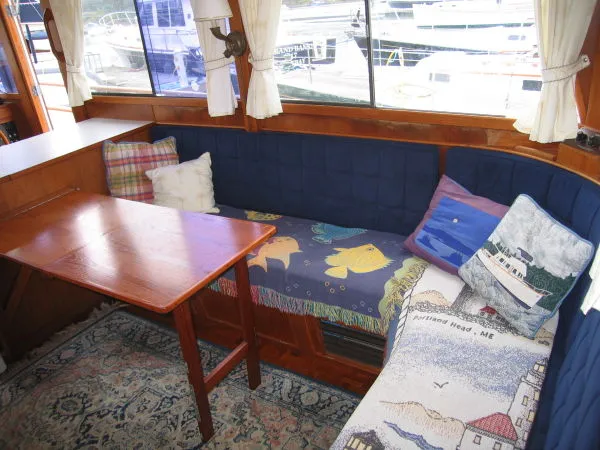 Slide: The Image of Grand Banks 42 Heritage Classic 1980 - 4