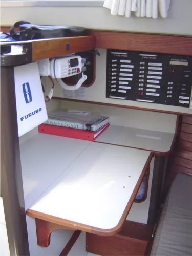 Slide: The Image of C&C Sloop 1984 - 11