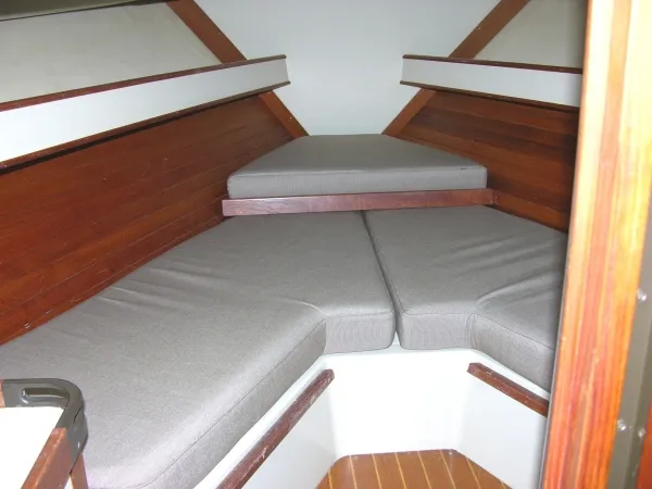 Slide: The Image of C&C Sloop 1984 - 2