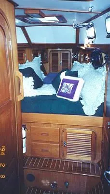 Slide: The Image of Royal Passport 47 1995 - 4