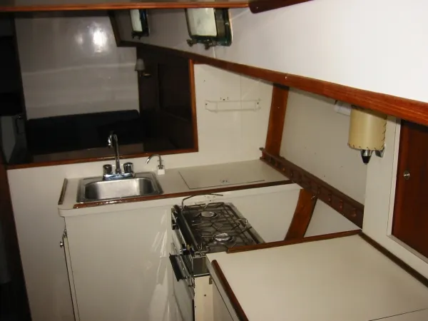 Slide: The Image of Gulfstar Center Cockpit Sloop 1974 - 10