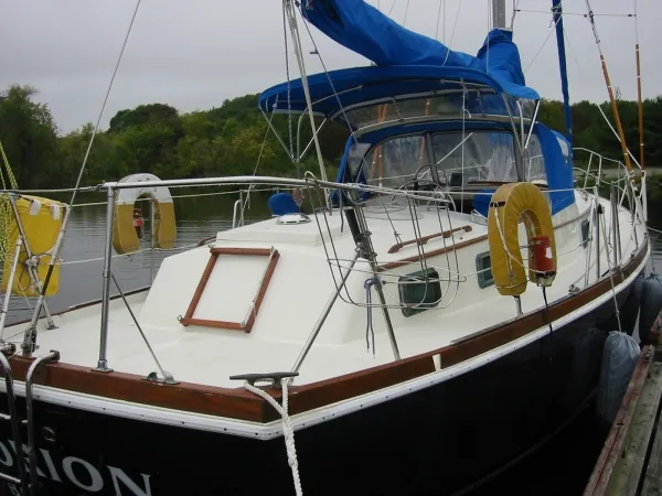 Slide: The Image of Gulfstar Center Cockpit Sloop 1974 - 3