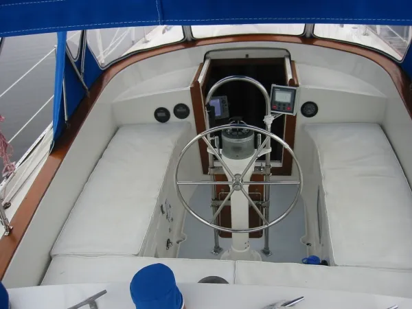Slide: The Image of Gulfstar Center Cockpit Sloop 1974 - 4