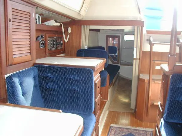 Slide: The Image of Catalina Sloop 1987 - 2