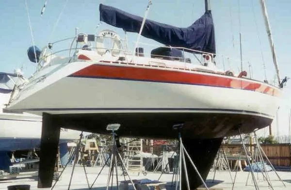 Slide: The Image of Custom New Zealand Ron Holland Design 1983 - 1