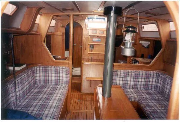 Slide: The Image of Custom New Zealand Ron Holland Design 1983 - 8