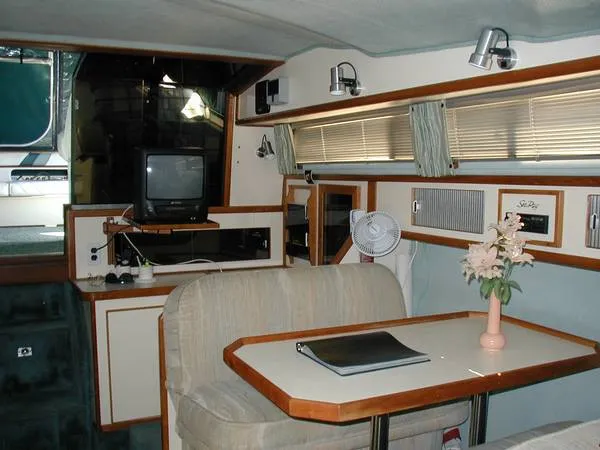 Slide: The Image of Sea Ray 340 Express Cruiser 1988 - 9