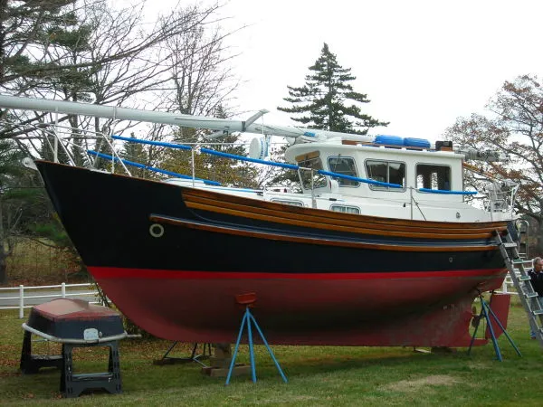 Slide: The Image of Fisher Motorsailer Sloop NEW VOLVO 1982 - 7