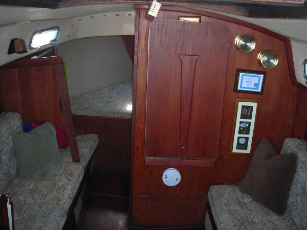 Slide: The Image of Island Packet MK II Full Keel 1983 - 2